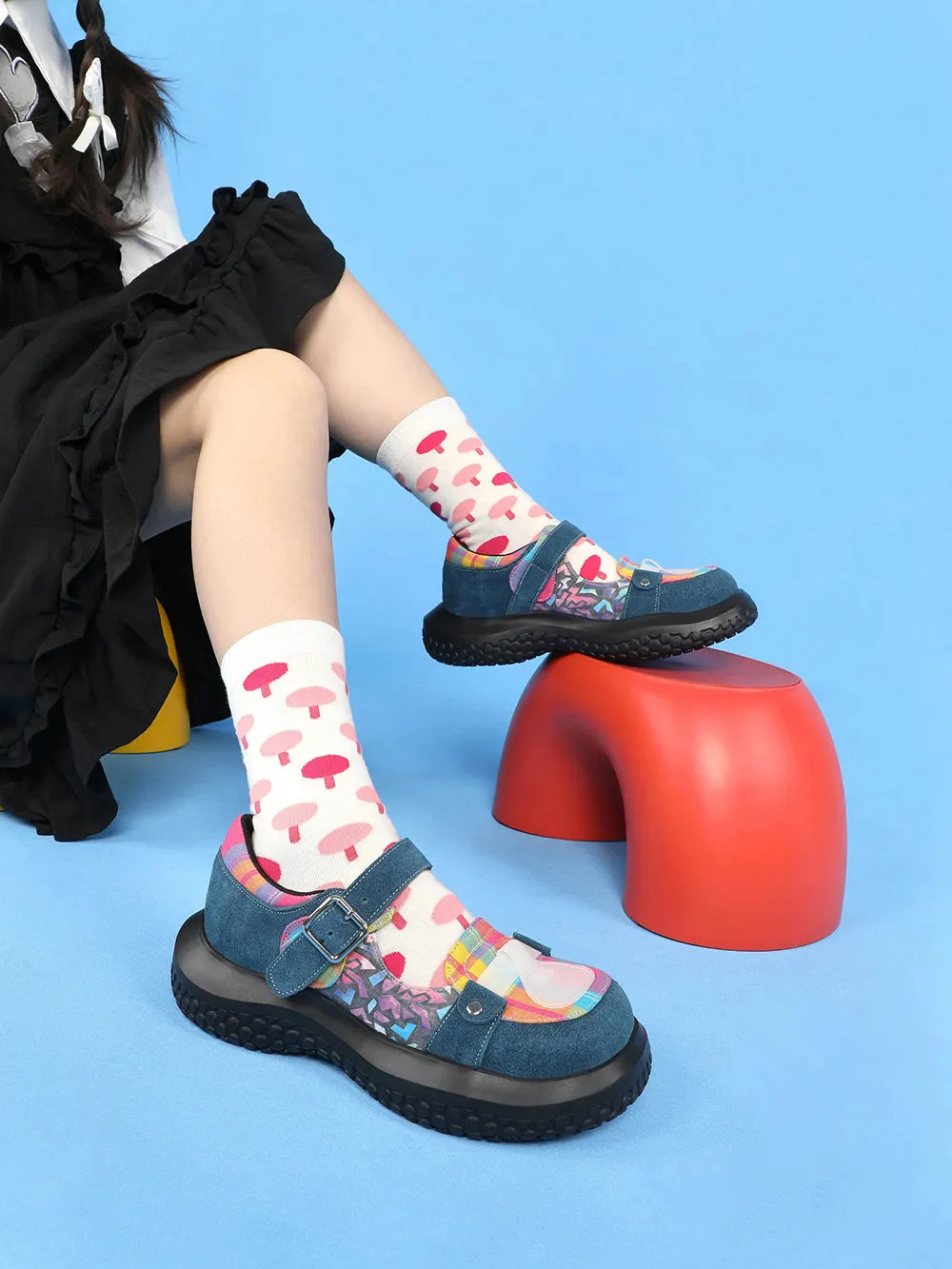 Illustration Mary Jane shoes