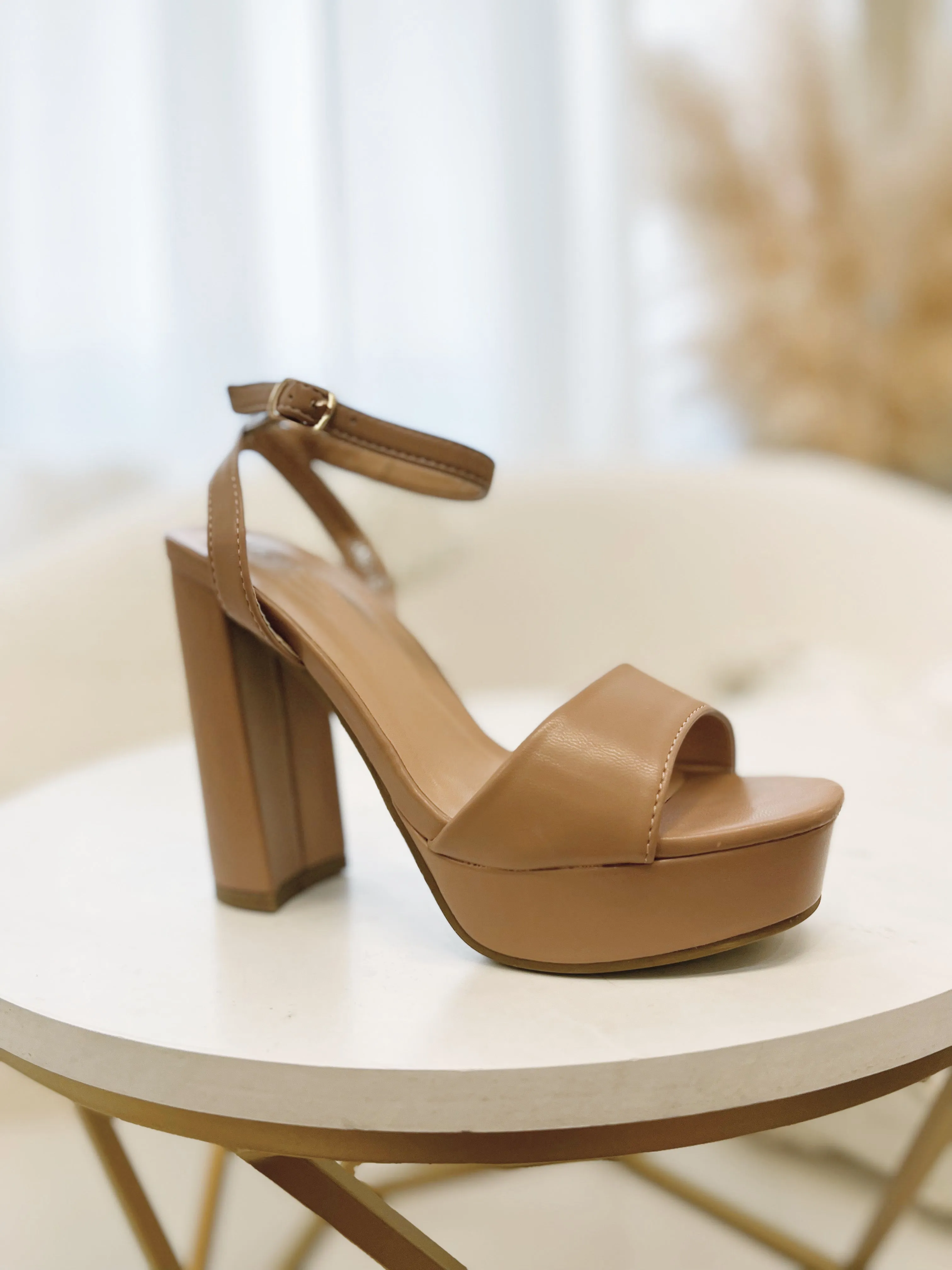 Jane Platform Heels in Nude